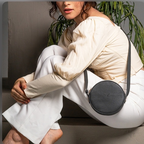 Henry+Lev Cecilia Circle Bag - Picture 3 of 12